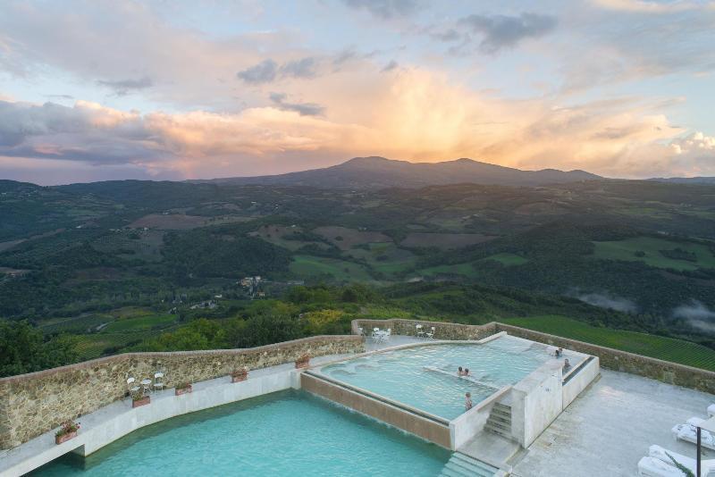 Castello Di Velona, Resort Thermal Spa & Winery Montalcino Dış mekan fotoğraf